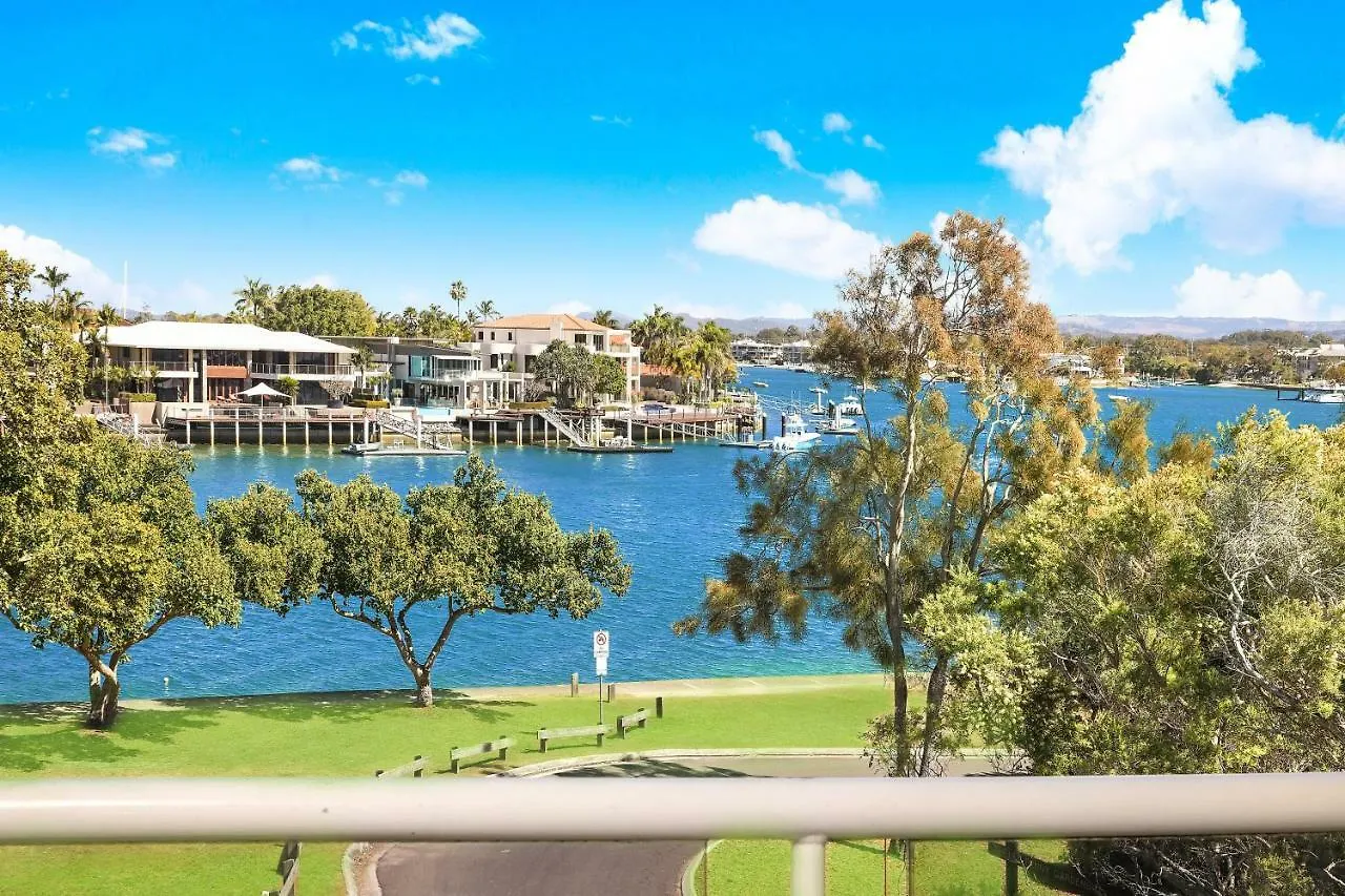 Spinnaker Quays Mooloolaba Hotel apartamentowy